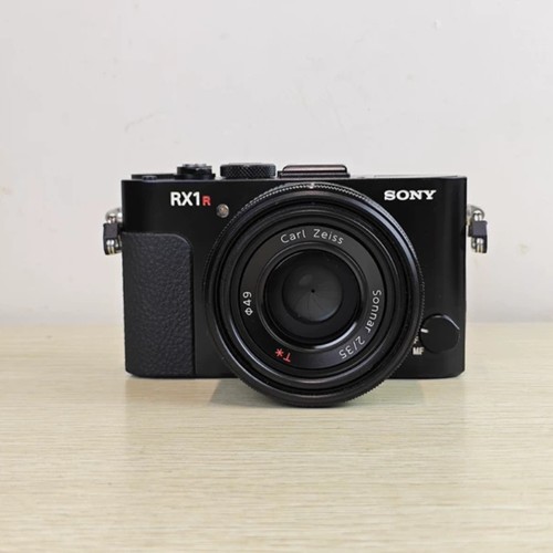 Sony cyber shot - sony, cyber-shot