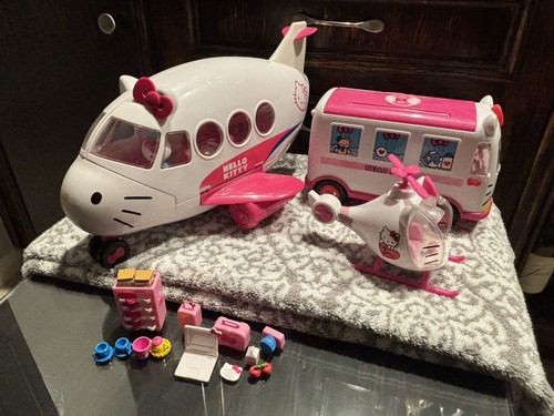 Hello kitty rescue - rescue, emergency
