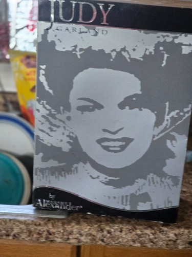 Madame alexander judy garland - madame,