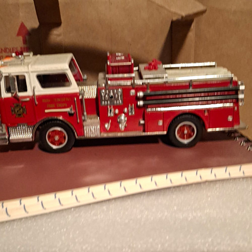 Independent fire dept engine - engine, 2