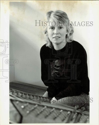 1990 press photo denise - photo,