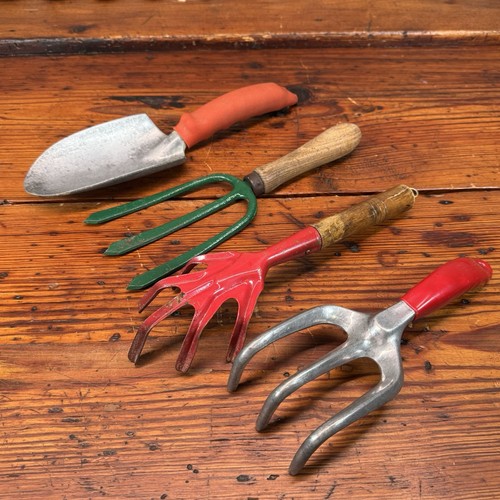 Vintage gardening tool - (4), lot