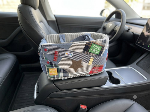 Patchwork dog car - car, seat