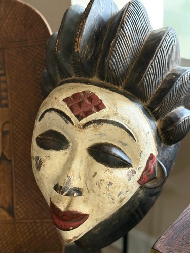 Large punu mukudj maiden mask - maiden,
