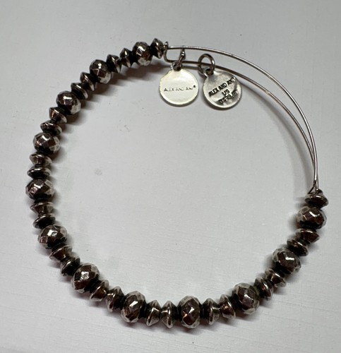 Set alex and ani - and,
