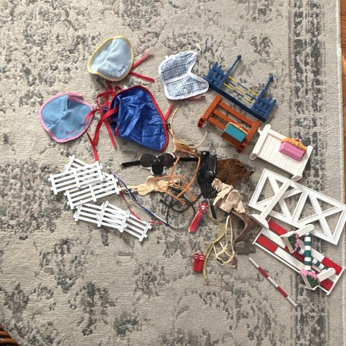 Breyer model horse accessories - model,