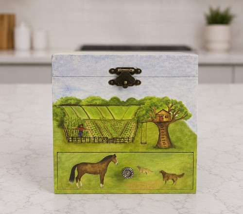 Enchantmints hideaway horse - hideaway,