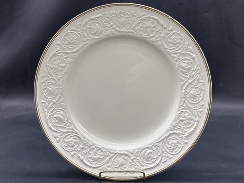 Wedgwood patrician serving - wedgwood, 13"