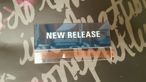Oakley new release display - new, tag