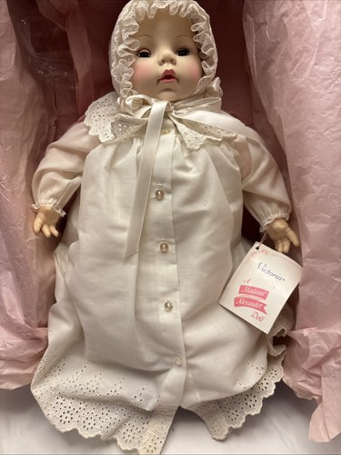 Vintage 1975 madame alexander - vintage,