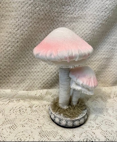 Mushroom decor pink - mushroom,