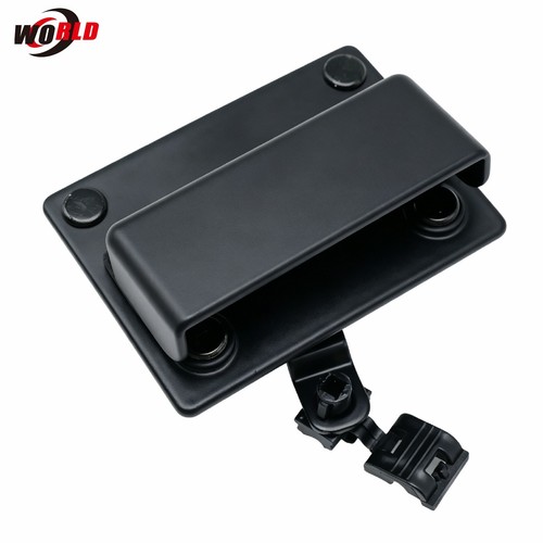 Rear cargo door - cargo, handle