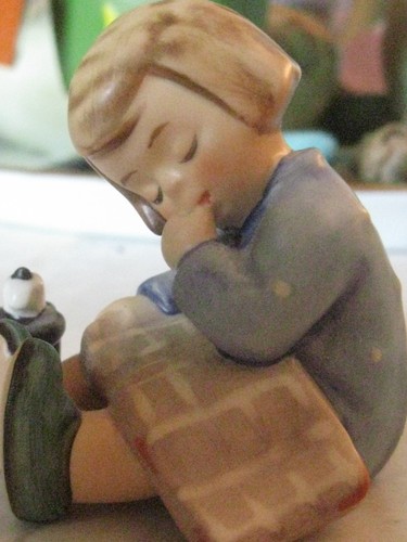Early hummel germany book worm - germany,