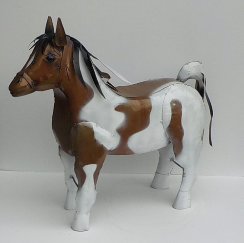 Metal art horse - metal,