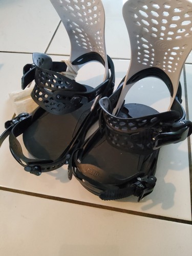 Flux snowboard bindings - pr,