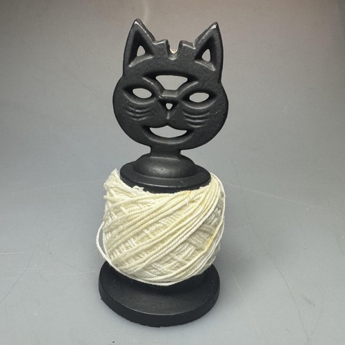 Vtg cast iron cat string - vtg,