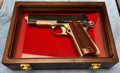 Pistol gun presentation case - pistol,