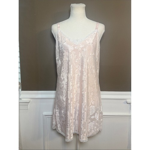 Storybook heirlooms pink - storybook,