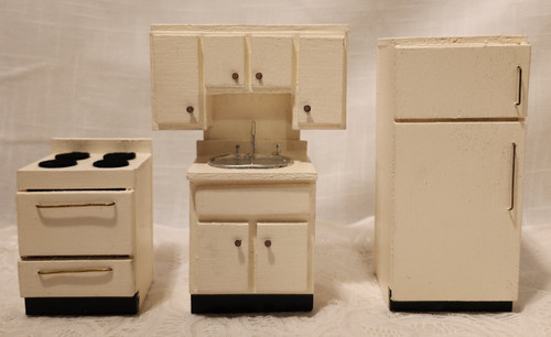 Vintage dollhouse kitchen - 3,