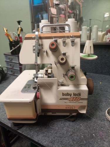 Baby lock 418 serger😄👍