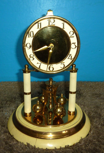 Kern sohne anniversary clock - &,