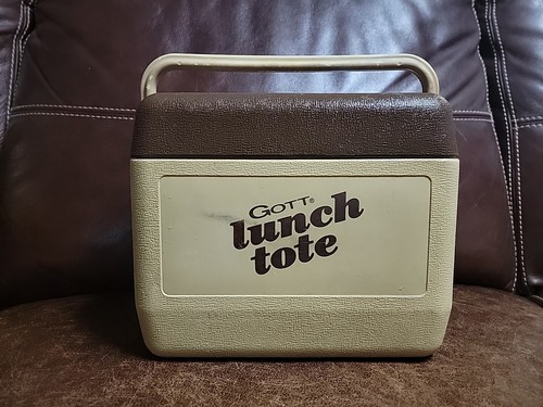Vtg gott lunch tote cooler - gott,