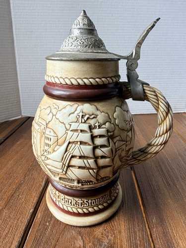 Vintage 1977 avon - 1977, beer