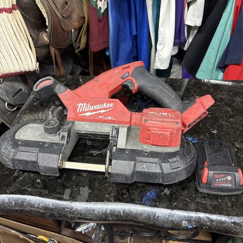 Milwaukee compact band saw - milwaukee,