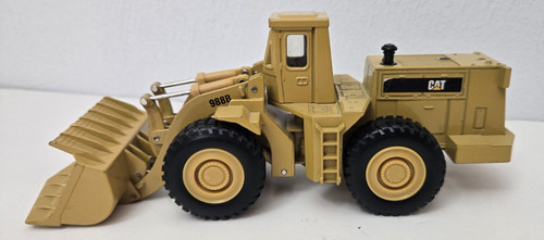 Ertl cat caterpillar - cat, wheel