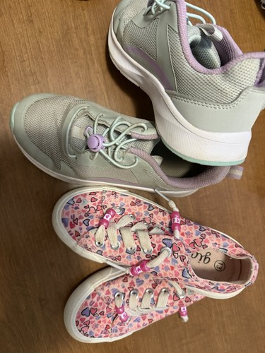 Pairs girls shoes - of, 12