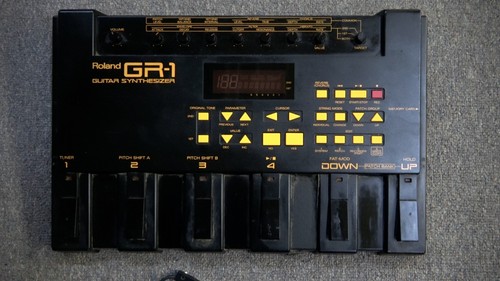 Roland guitar synthesizer - roland,