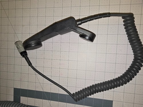 Military 250 radio vrc - a/u,