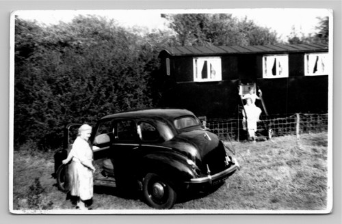 Vtg black and white - vtg,