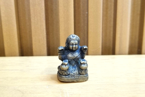 Two hands nang kwak - hands,