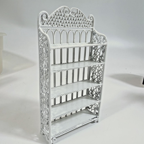 Dollhouse miniature white - 1:12,