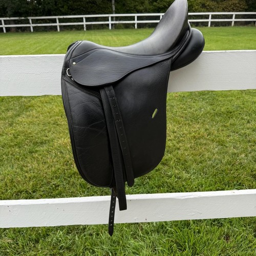 Schleese dressage saddle - schleese,