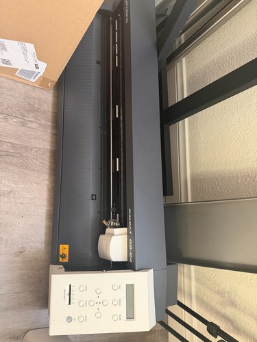 Roland camm vinyl cutter - camm-1,