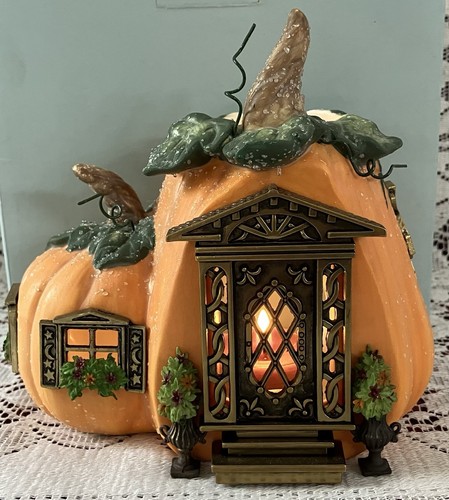Partylite pumpkin cottage - partylite,