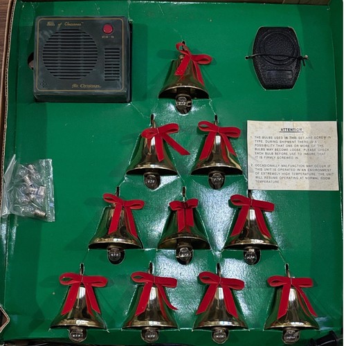 Vtg christmas bells - christmas, of