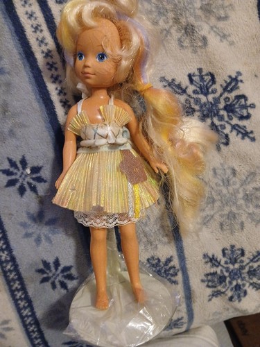 Vintage 1986 lady lovely locks - vintage,