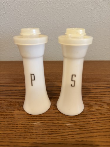 Vintage tupperware salt and - salt,