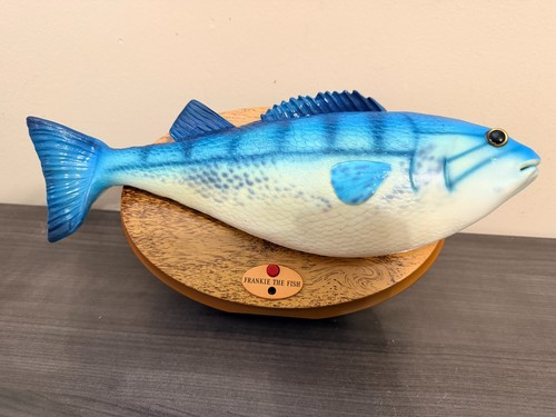 Frankie the fish singing - frankie,