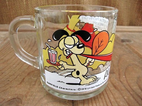 Garfield character coffee mug - character,