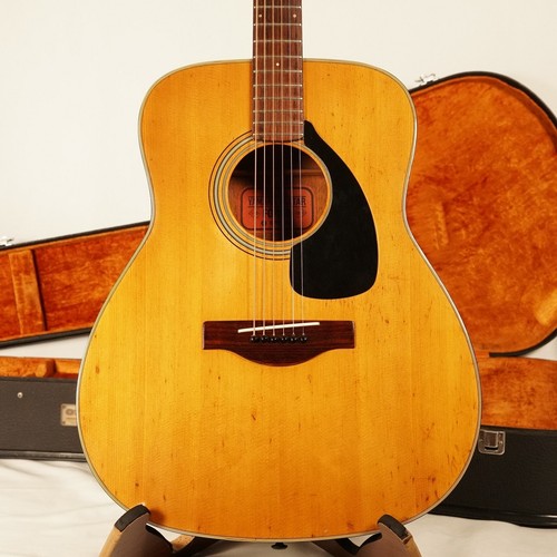 Yamaha 180 red - red, label