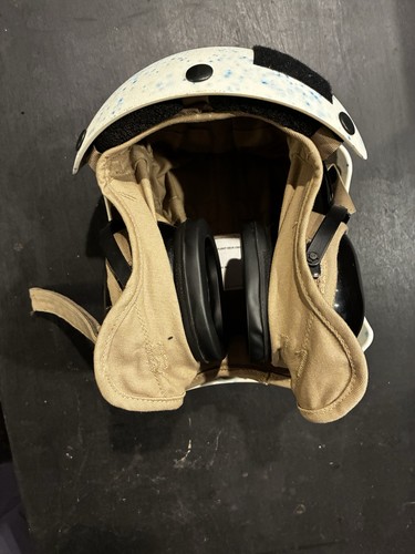 Military flight crew helmet - us,