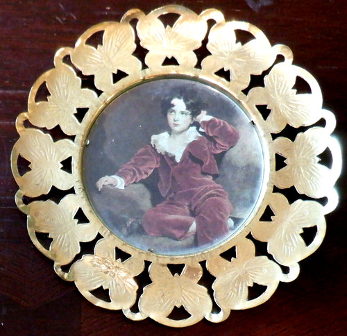 Red boy brass butterfly - red,