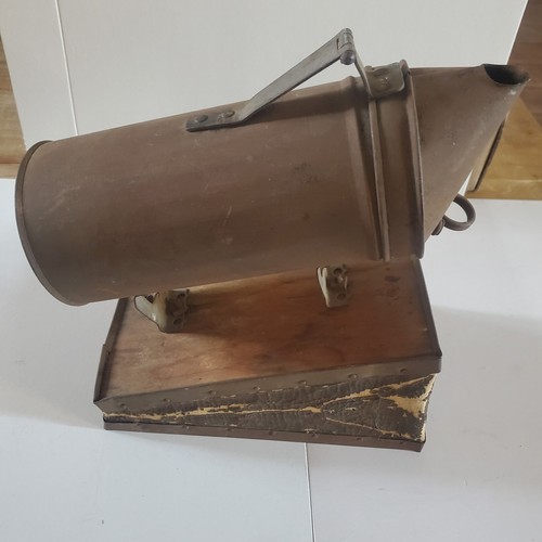 Vintage honey bee smoker - vintage,
