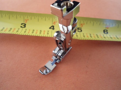 Left right zipper presser foot - left,