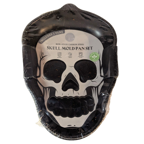 Horror skull shaped cake - skull,