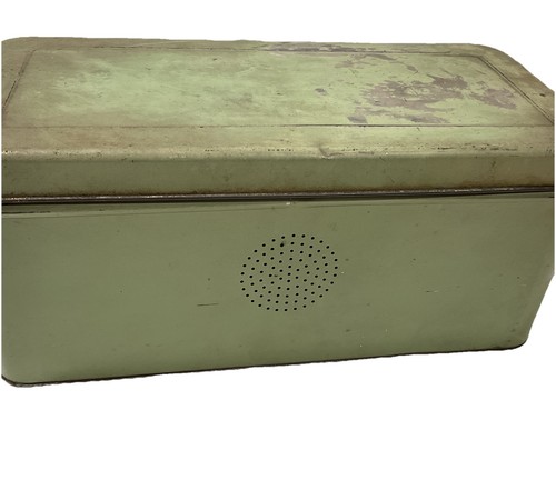 Vintage metal 1950 bread - metal,